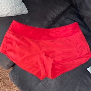Red lululemon 2.5”